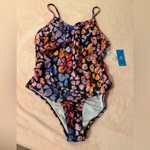 Women’s NWT one piece swimsuit